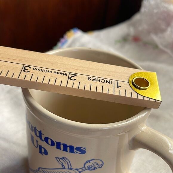 Midcentury “Bottoms up” Japan stoneware coffee mug - Picture 6 of 8